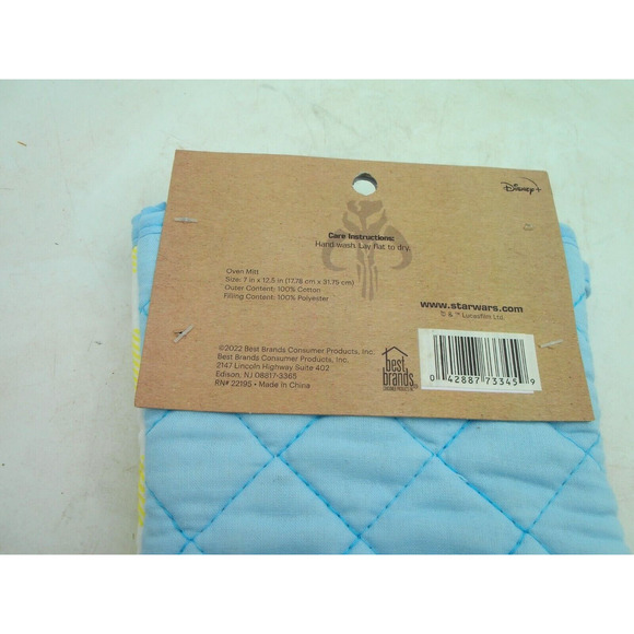 Star Wars Mandalorian Baby Yoda 3 Piece Kitchen Set Oven Mitt Spatula Whisk New - Picture 3 of 6